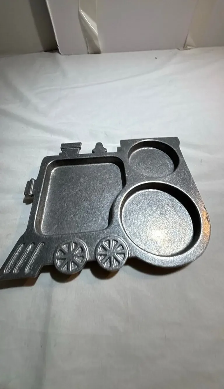 Vintage Cast Aluminum Train Shaped Tray York metalcrafters 1975